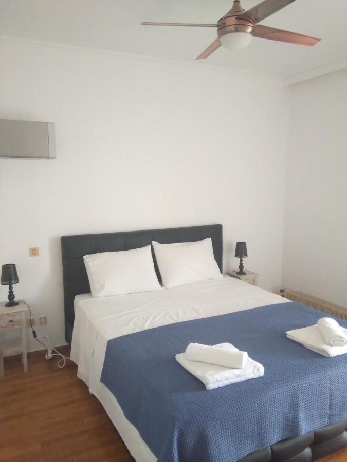 אתונה Glyfada Seabreeze Apartment מראה חיצוני תמונה